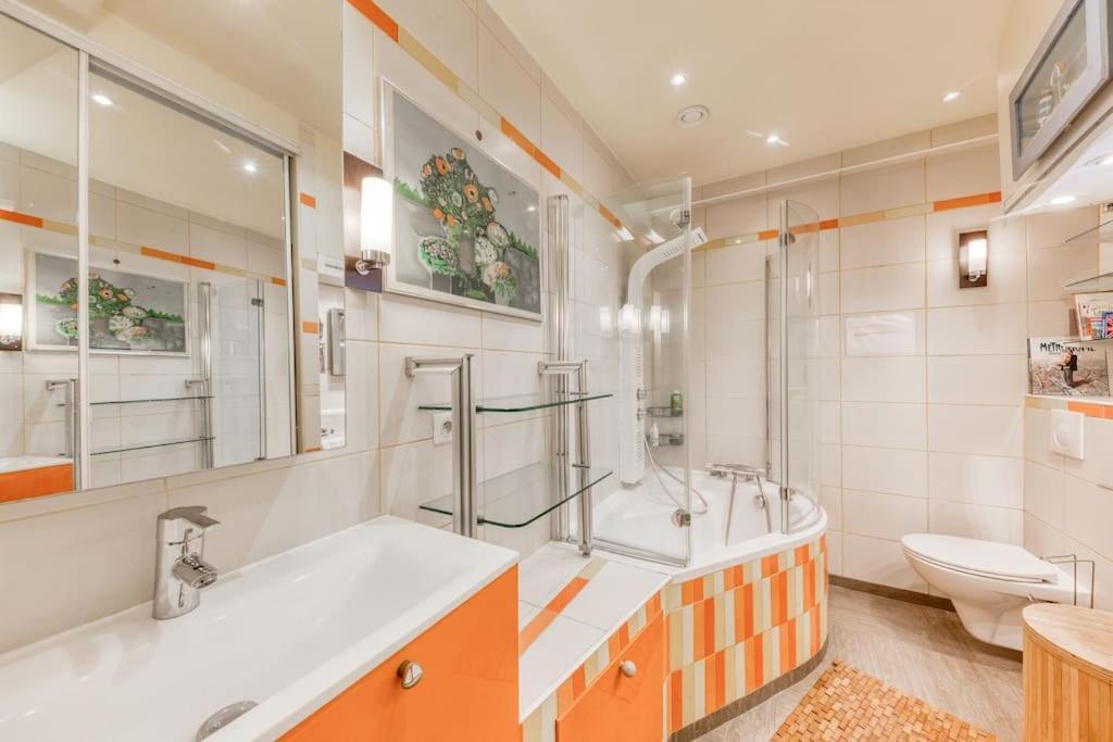 Appartement De Caractere Avec Jardinet Privatif A 1 Min Metro 1, Paris, Disneyland Венсен Екстериор снимка
